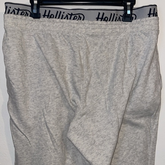 🌹HOLLISTER GRAY ULTRA HIGH-RISE LOGO WAIST JOGGERS - Picture 5 of 8